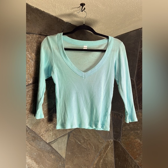 Light blue-green top - Picture 1 of 2